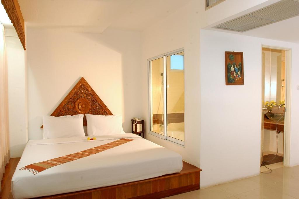 Bansabai Hostelling International Мини-отель 3*